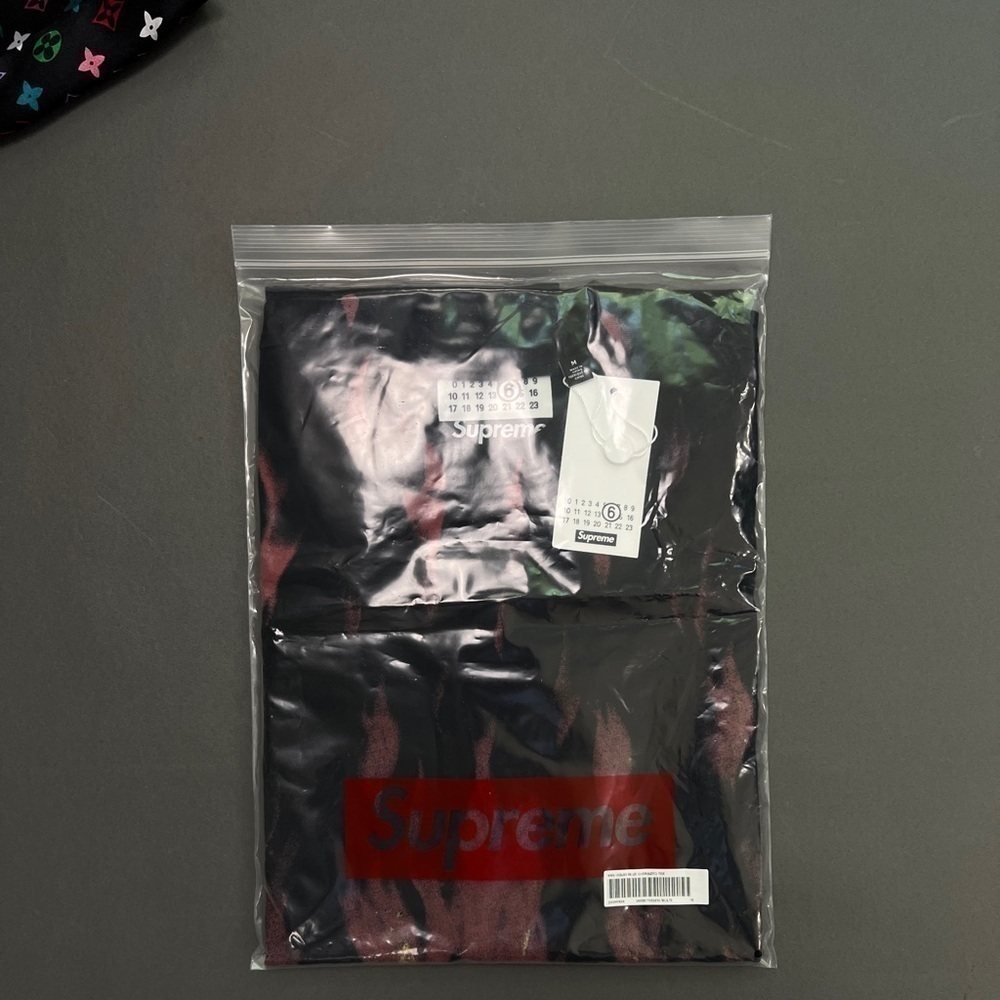 Supreme Maison Margiela MM6 Liquid Blue Oversized Skull Flames Tee - Picture 4 of 8